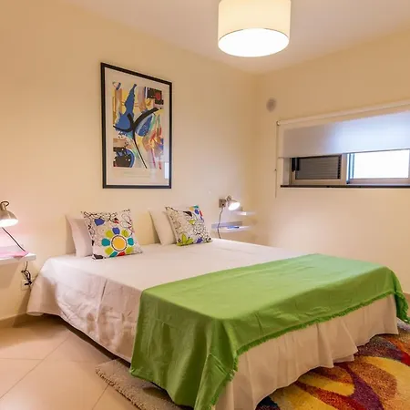 Διαμέρισμα Charming Central 3bd Apt Πράγα